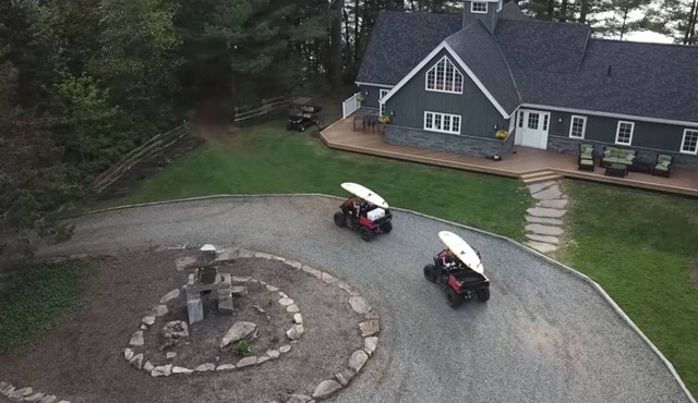 Luxury Cottage Living on the Lake in Muskoka
