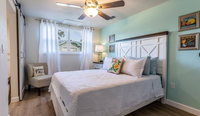 Luxury Cottage Near Legoland & Chain of Lakes