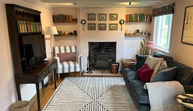 Luxury Cottage with Garden