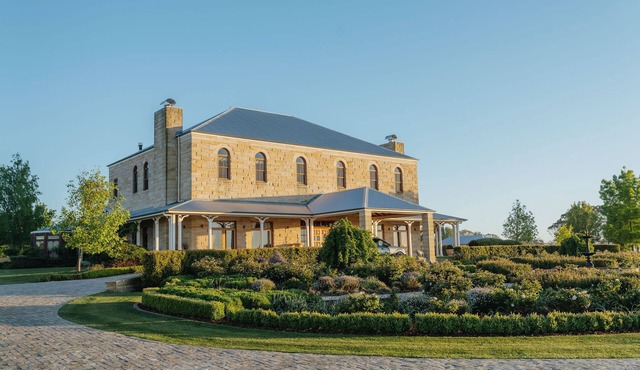 Luxury country living 2.5 hours from Sydney