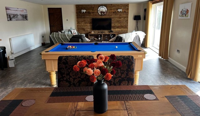 Luxury Country Lodge in Bretherton - Sleeps 4