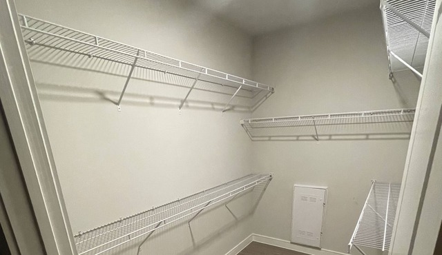 Luxury Cozy One Bedroom Apartment/ 20 minutes for IAH Airport!
