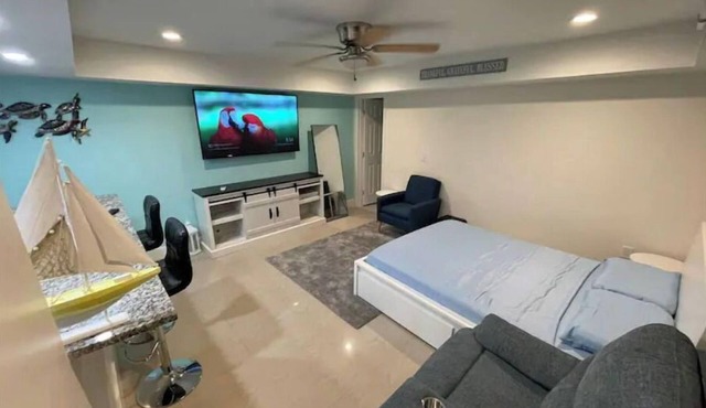 ★Luxury Cozy Studio ★ 5 min to Beach ★