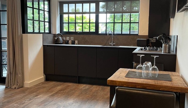 Luxury Deluxe Apartment