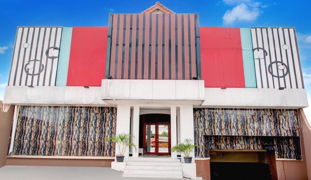 Luxury Deluxe DBL Retreat W/Free WiFi and Parking