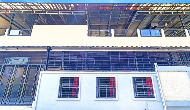 Luxury Deluxe DBL Retreat W/Free WiFi and Parking