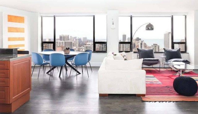 Luxury Designer Penthouse 3802 | Pool | Gold Coast