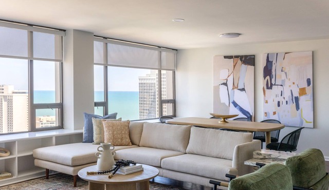 Luxury Designer Penthouse 3804 | Pool | Gold Coast