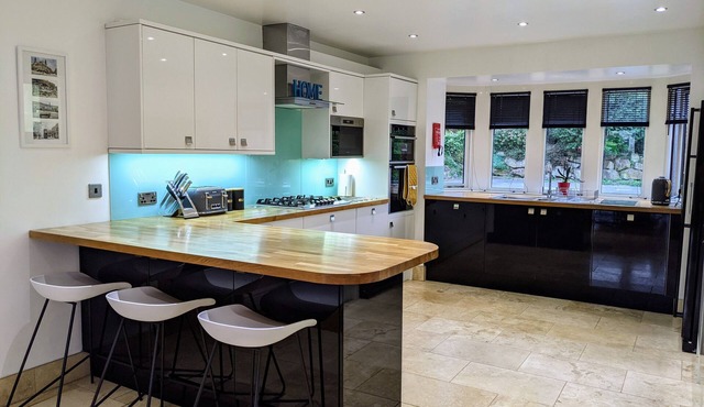 Luxury Detached 4 Bedroom House Semi-Rural Location