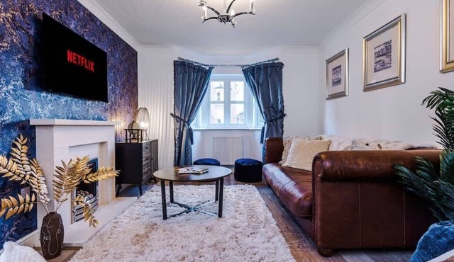 Luxury detached home in Upton Grange