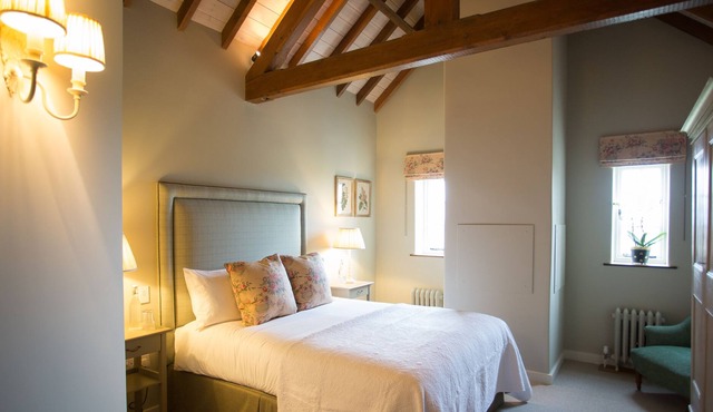 Luxury Double Ensuite Priory at The Three Daggers