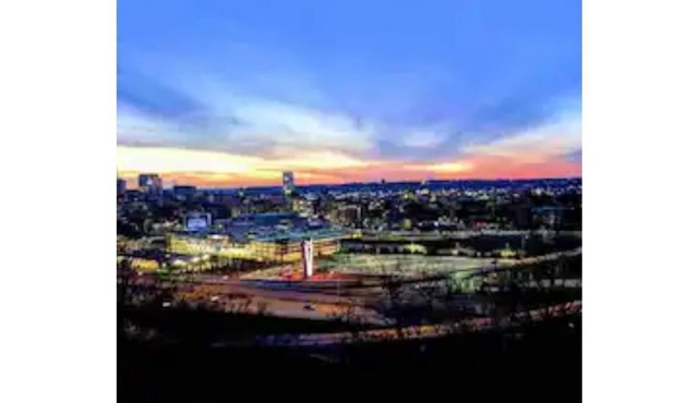 Luxury DOWNTOWN/Mt. Adams SPECTACULAR VIEWS! NO CLEANING FEES!