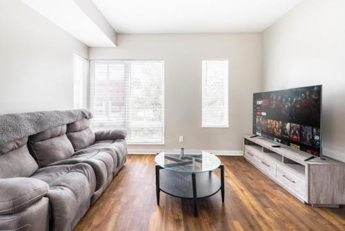 Luxury Downtown Townhome Unit 14