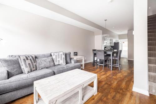 Luxury Downtown Townhome Unit 5