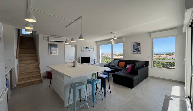 Luxury Duplex for 7 Pers. with Terrace and Parking 500m from Beach