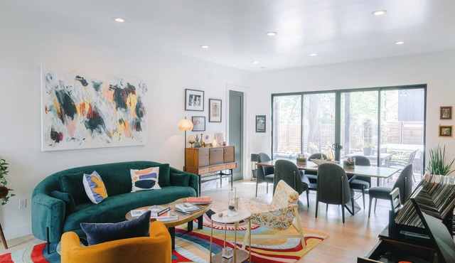 Luxury East Austin house: Pool, Sauna, Peloton
