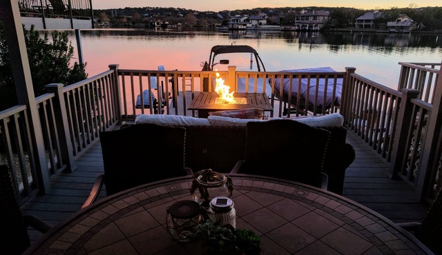 🌞Luxury East Facing Waterfront, Deck, Fishing, Near Yacht Club & Resort⛱