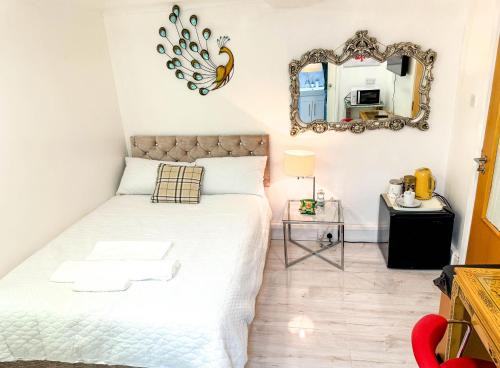 Luxury En-Suite Room in Prime Solihull Town Centre Location