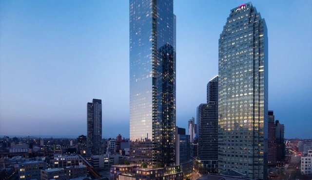 Luxury Entire Studio Minutes From Time Square!