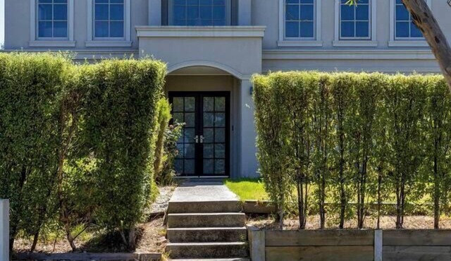 Luxury Escape | 5BR, 3 Ensuites & Grand Spaces