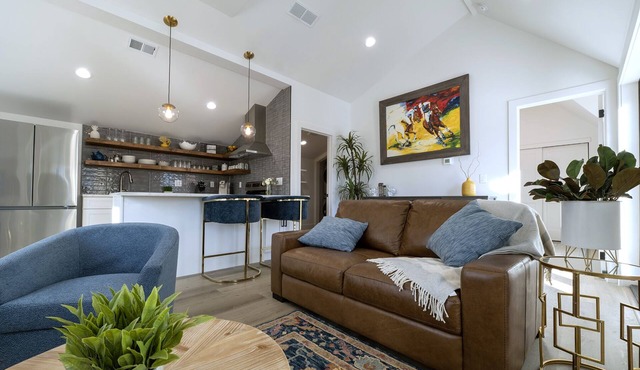 Luxury Escape near Red Rocks, Dwtn & Mtns!