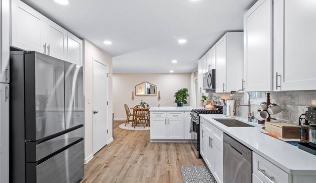 Luxury Escape|Sleeps 8|Game Room|Highland Heights