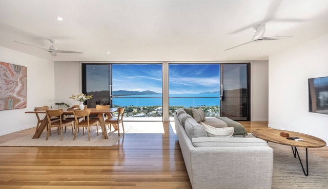 Luxury Escapes Townsville Villa B