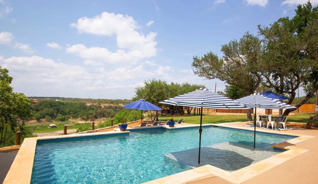 Luxury Estate by Lake Travis, Private Pool, Grill