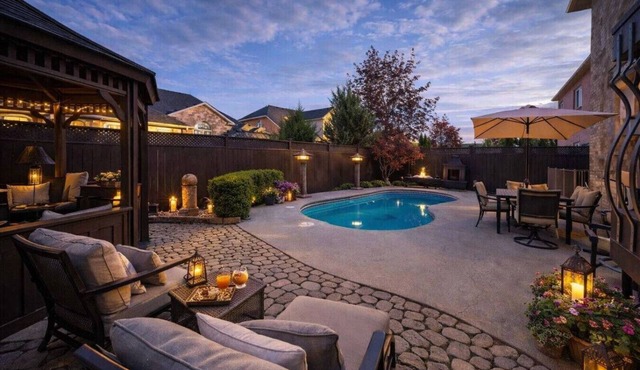 Luxury Estate Pool BBQ Near Airport 4-BDRM