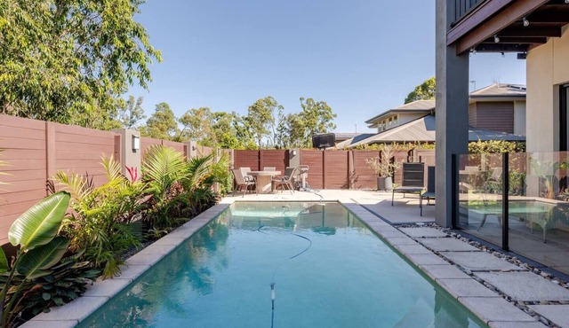 Luxury family and friends escape - 5 minutes from theme parks, 20 mins to beach