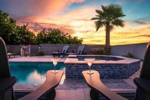 Luxury Family Beachfront Oasis Pool Spa and Views