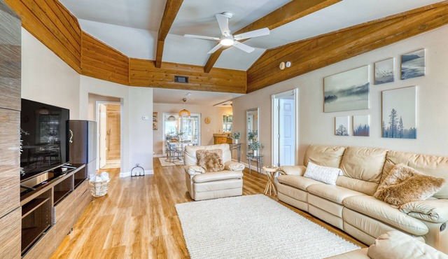 Luxury Family Home Near Downtown & Siesta Key Beach