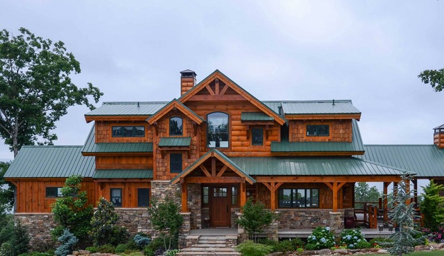 Luxury Family Retreat - Greers Ferry Lake Views!
