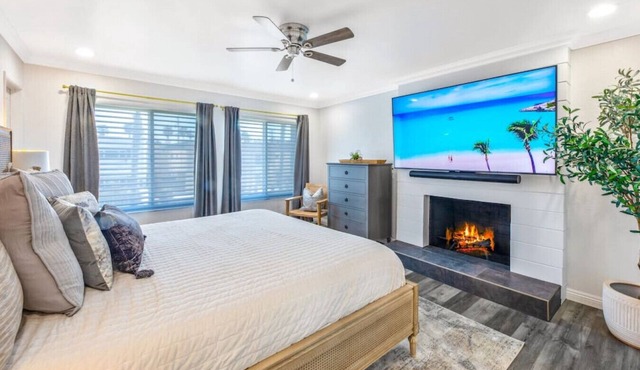 Luxury Family Beach Retreat- Stunning 3BR Townhome- FirePit-EV Charger- Pets ok