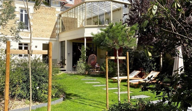 Luxury family villa in Deauville near the sea and the town center