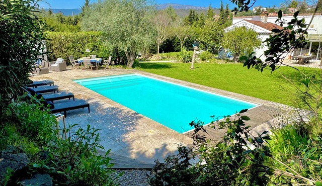 Luxury family villa with private pool and large south-facing garden