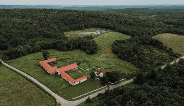 Luxury Farmhouse Retreat in the Berkshires