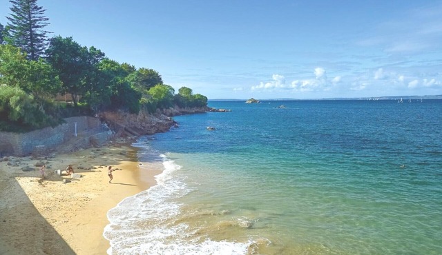 Luxury farmhouse with private jacuzzi and sauna near Douarnenez