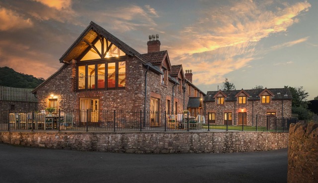 Luxury Farmhouse with Stunning Somerset Views