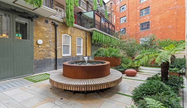 Luxury flats near Big Ben and London Eye