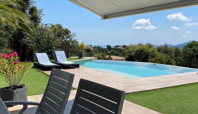 Luxury villa with swimming pool in the Var near Frejus St Rapahel Mandelieu