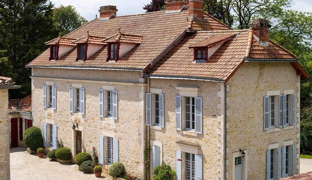 Luxury French Manor House near the coast for short or long term rental