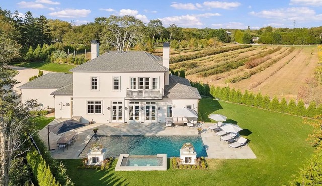 Luxury French Villa in Water Mill
