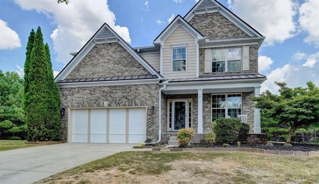 Luxury Furnished 4BR with Loft in the City of South Fulton Near Atlanta Airport