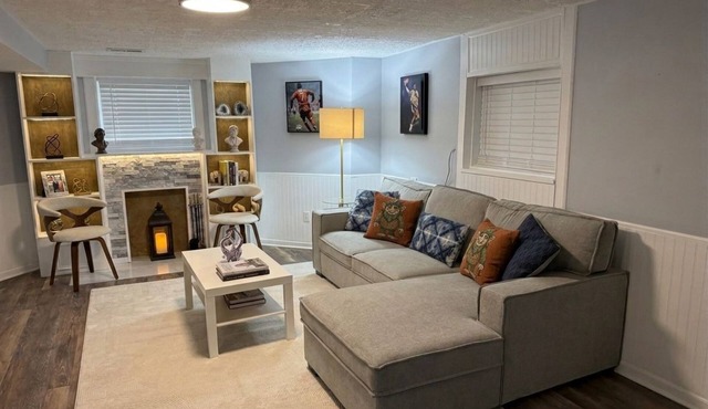 Luxury Furnished Garden Unit in North Park. Stylish, Modern & Peaceful