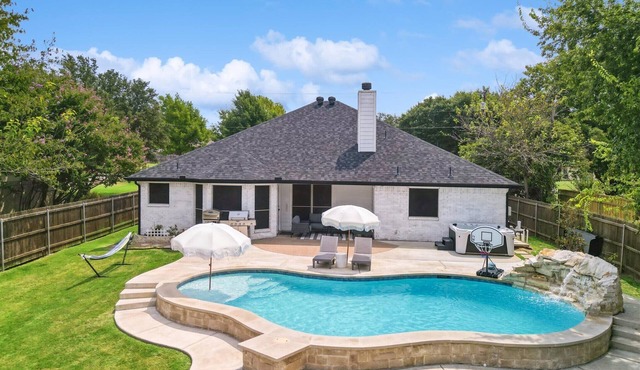 Luxury Gem in the Forest-Pool&HotTub&Cinema&Games