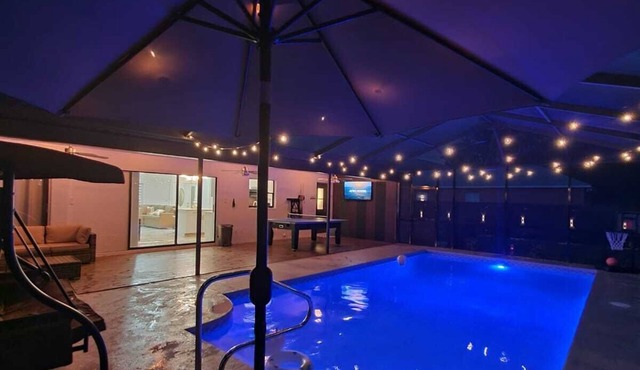 Luxury Getaway, Heated Pool, Weeki Wachee Mermaids City