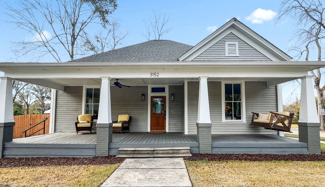 Luxury getaway, Where the Vampire Diaries was filmed. Hollywood of the South!