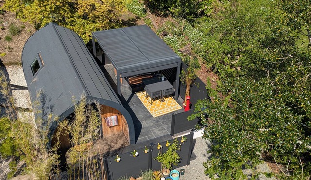 Luxury Glamping Escape - Hot tub - West Coast Scotland