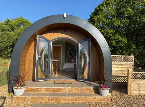 Luxury Glamping Pods with private Hot Tubs - Dog Friendly